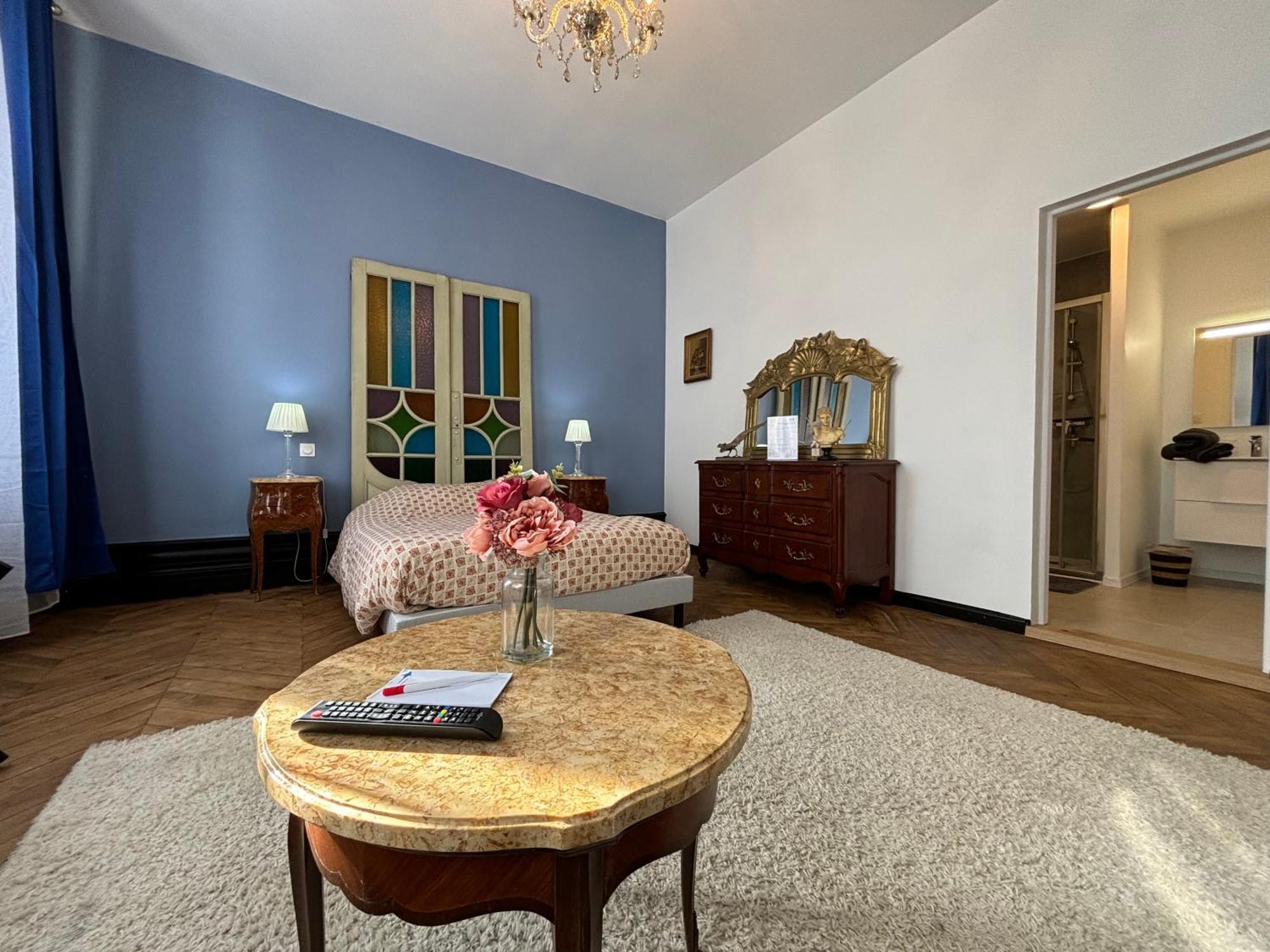 Maison A La Guitarde - Hotel Particulier Hippolyte Châteauroux Eksteriør billede
